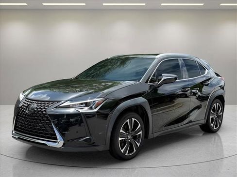 Used 2020 Lexus UX 200 w/ Premium Package FWD image 1