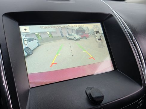 Used 2018 Ford Edge Titanium w/ Equipment Group 302A image 5