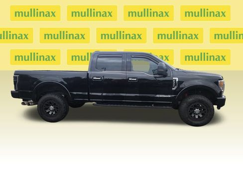 Used 2020 Ford F350 Platinum w/ Tremor Off-Road Package AWD/4WD image 2