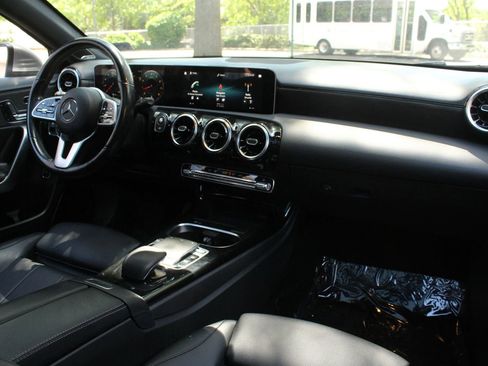 Used 2019 Mercedes-Benz A 220 4MATIC image 24