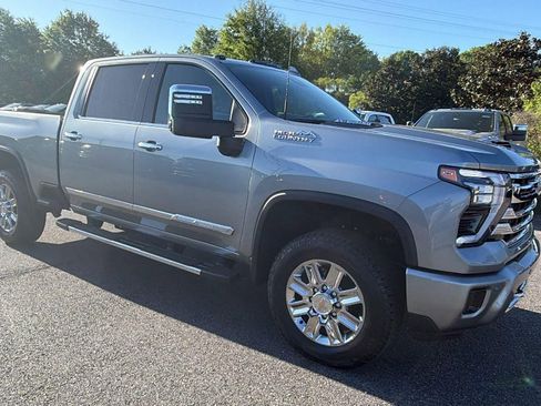 New 2026 Chevrolet Silverado 3500 High Country w/ High Country Premium Package AWD/4WD image 3