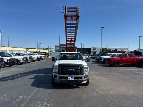 Used 2011 Ford F550 2WD Regular Cab Super Duty w/ Payload Upgrade Pkg image 4