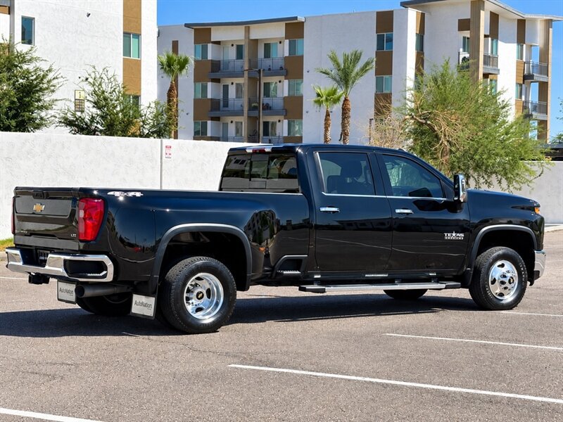 Used 2022 Chevrolet Silverado 3500 LTZ w/ LTZ Texas Edition AWD/4WD image 5