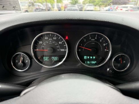 Used 2015 Jeep Wrangler Unlimited Sahara AWD/4WD image 25