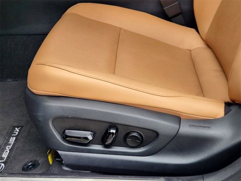 Used 2023 Lexus UX 250h FWD w/ Premium Package image 23