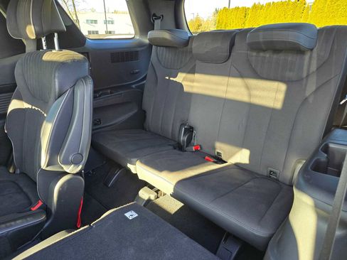 Used 2024 Hyundai Palisade Calligraphy image 20