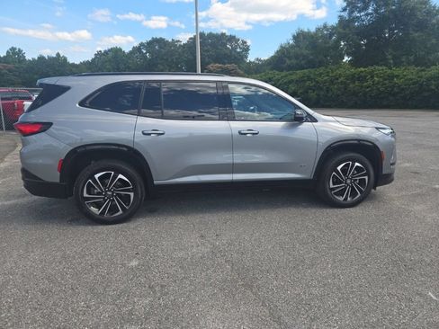 Certified 2025 Buick Enclave Sport Touring FWD image 6