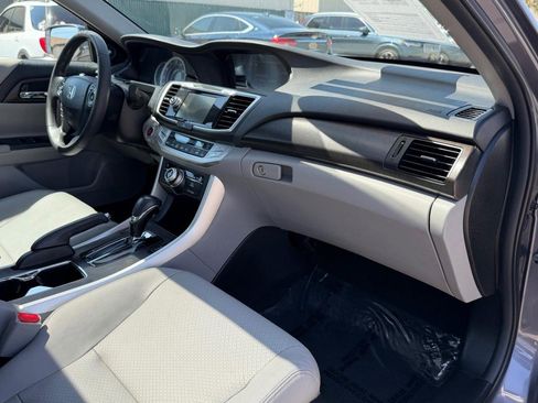 Used 2014 Honda Accord EX-L image 19