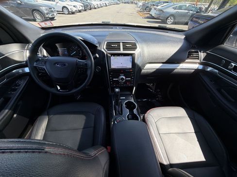 Used 2019 Ford Explorer Sport AWD/4WD image 23