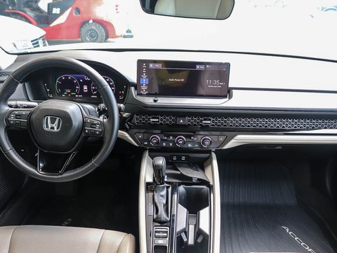 Used 2024 Honda Accord EX-L image 14