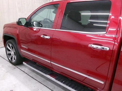 Used 2018 GMC Sierra 1500 Denali image 8