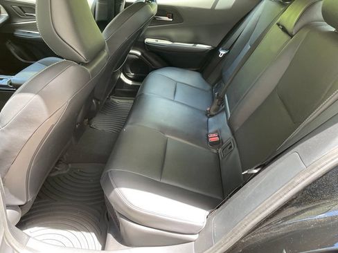 Used 2024 Toyota Prius XLE FWD image 10