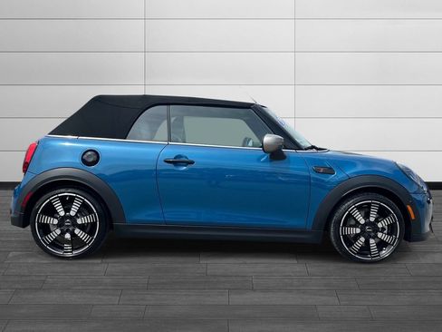 Used 2024 MINI Cooper S FWD image 2