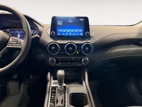 Used 2024 Nissan Sentra SV image 12