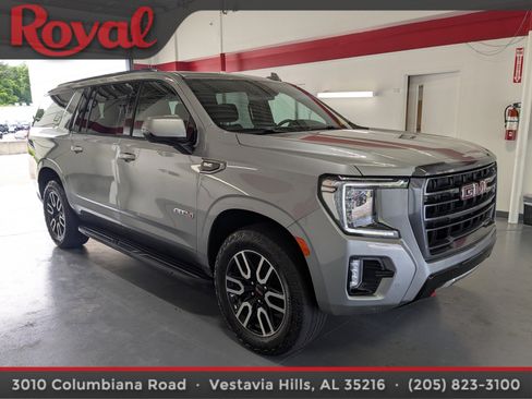 Used 2023 GMC Yukon XL AT4 w/ LPO, Floor Liner Package AWD/4WD image 5