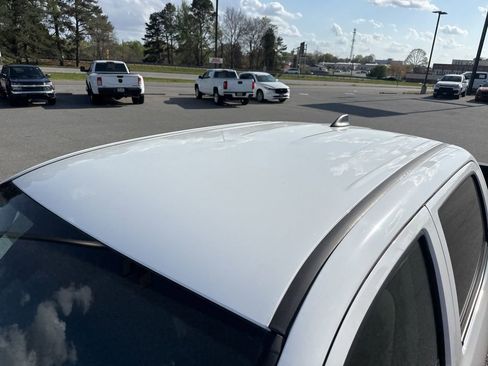 Used 2023 Toyota Tacoma SR image 9