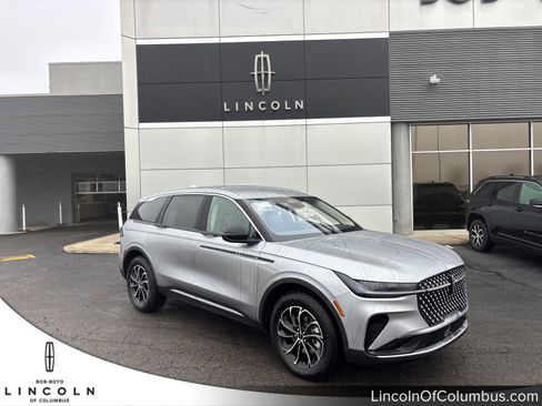 New 2026 Lincoln Nautilus Premier image 1