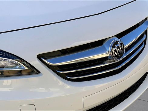 Used 2016 Buick Cascada FWD image 26