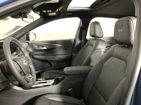 New 2026 Buick Envista Sport Touring w/ Advanced Safety Package image 32