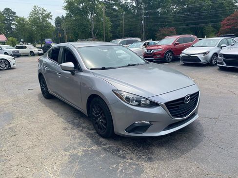 Used 2016 MAZDA MAZDA3 i Sport FWD image 3