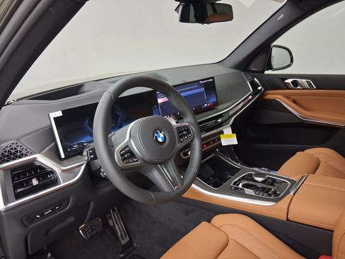 New 2026 BMW X5 sDrive40i w/ M Sport Package RWD image 2