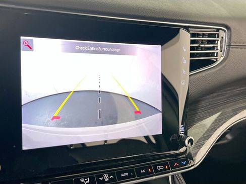 Used 2022 Jeep Wagoneer Series III image 14