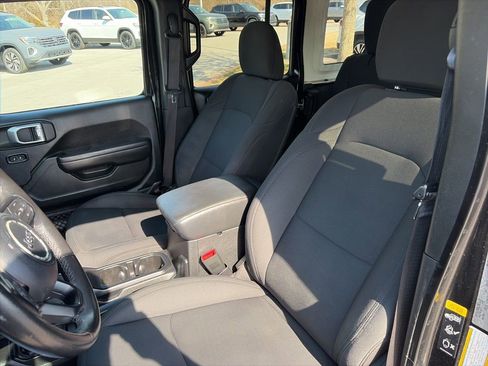 Used 2020 Jeep Wrangler Unlimited Sport S AWD/4WD image 23