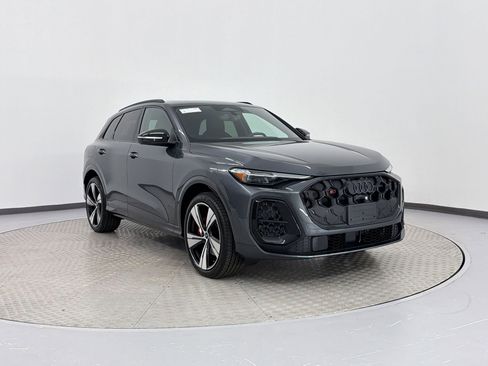 New 2026 Audi SQ5 Premium Plus image 7