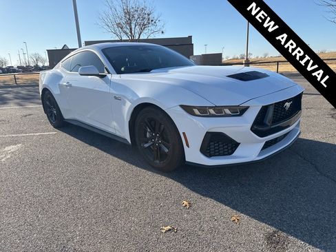 Used 2024 Ford Mustang GT image 3