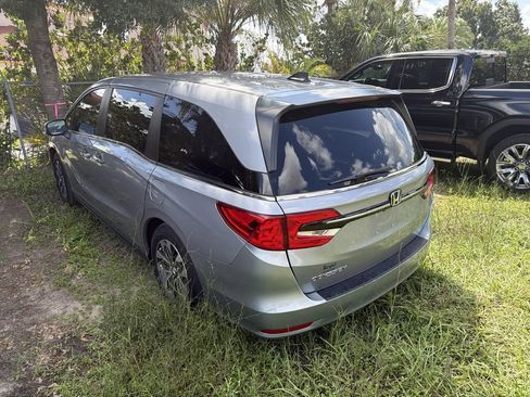 Used 2023 Honda Odyssey EX-L image 8