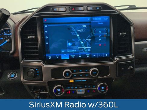 Certified 2022 Ford F450 Platinum w/ FX4 Off-Road Package image 27