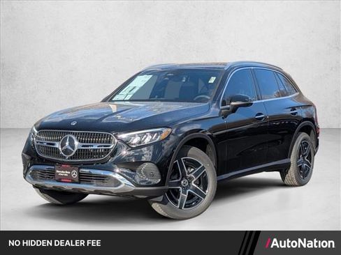 Certified 2026 Mercedes-Benz GLC 300 4MATIC image 1