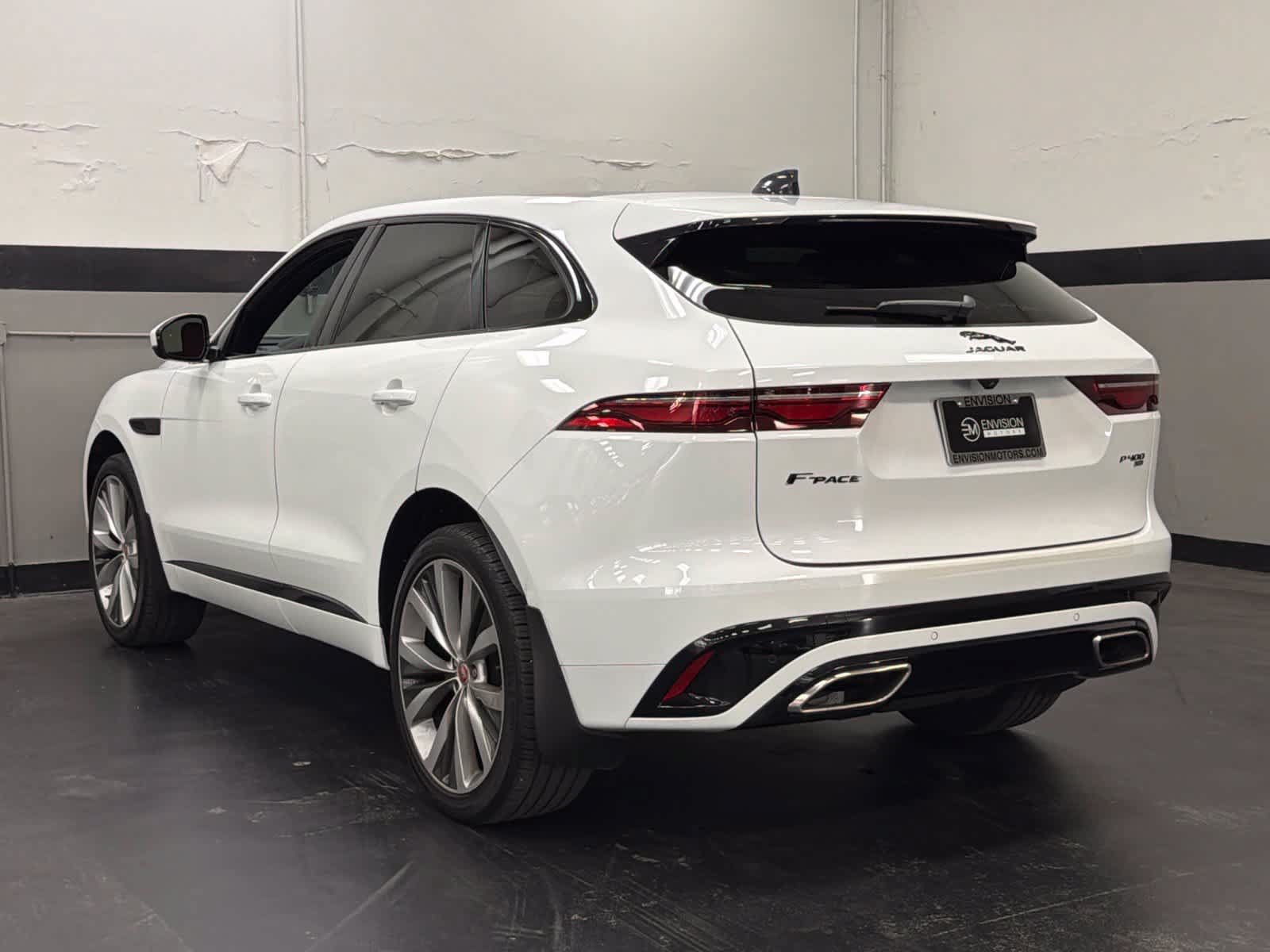 Used 2023 Jaguar F-PACE R-Dynamic S AWD/4WD image 9