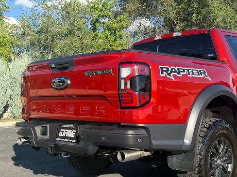 Used 2024 Ford Ranger Raptor AWD/4WD image 15