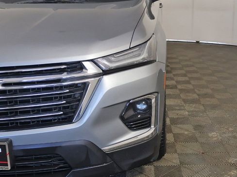 Used 2023 Chevrolet Traverse LT w/ LT Premium Package image 18