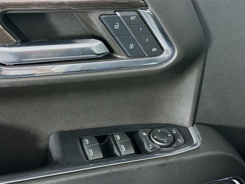 Used 2024 Chevrolet Silverado 1500 LTZ RWD image 15