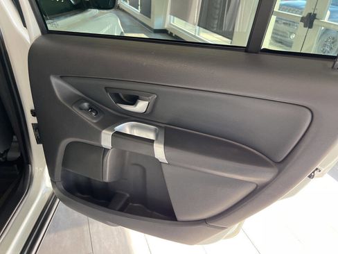 Used 2009 Volvo XC90 3.2 image 37