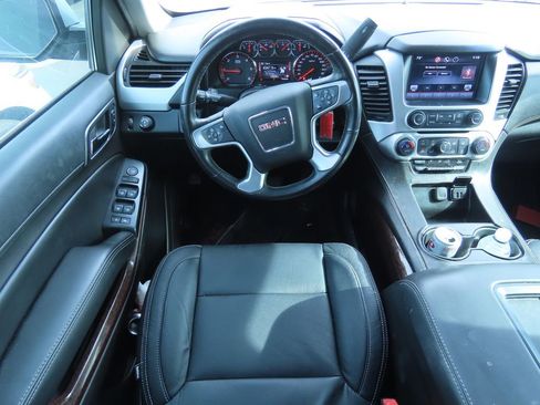 Used 2015 GMC Yukon SLE w/ Convenience Package image 5