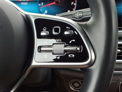 Used 2023 Mercedes-Benz GLE 350 4MATIC image 17