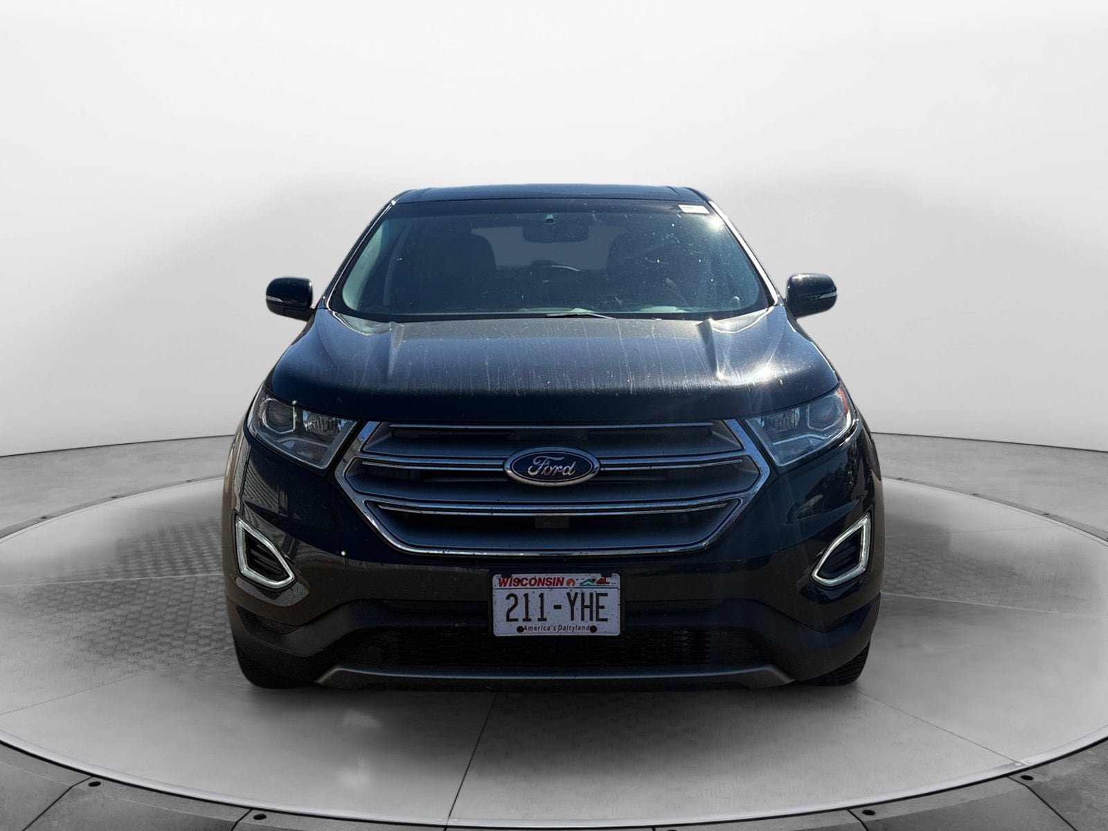 Used 2018 Ford Edge Titanium w/ Technology Package AWD/4WD image 7