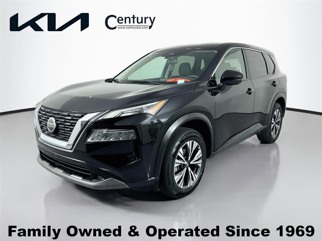 Used 2021 Nissan Rogue SV AWD/4WD image 1