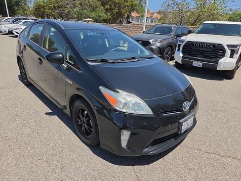 Used 2014 Toyota Prius Two FWD image 8