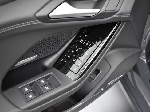 New 2027 Audi A6 e-tron Premium Plus AWD/4WD image 6