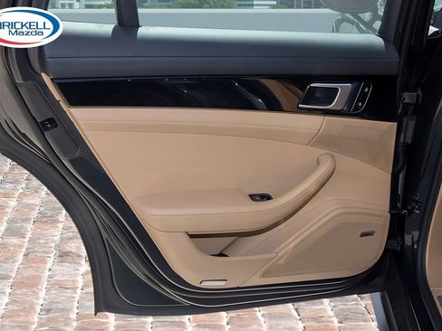 Used 2019 Porsche Panamera 4 AWD/4WD image 7