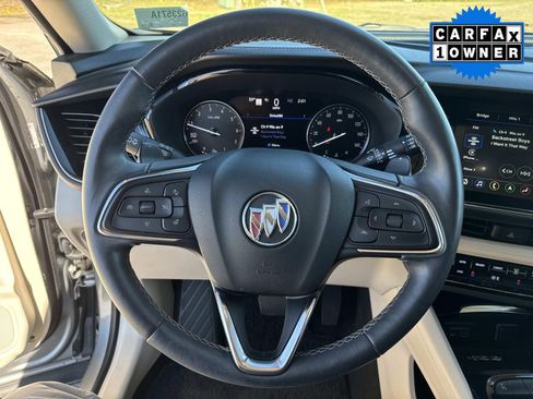 Used 2023 Buick Envision Avenir image 33