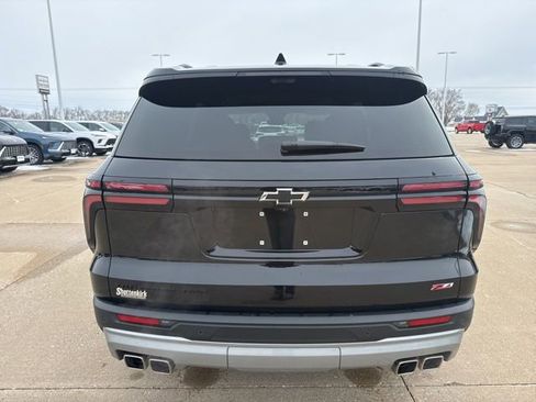 Used 2025 Chevrolet Traverse Z71 w/ Enhanced Driving Package image 4