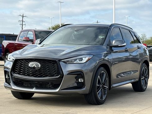 Used 2025 INFINITI QX50 Sport AWD/4WD image 3