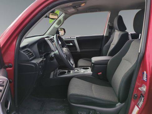 Used 2023 Toyota 4Runner SR5 image 9