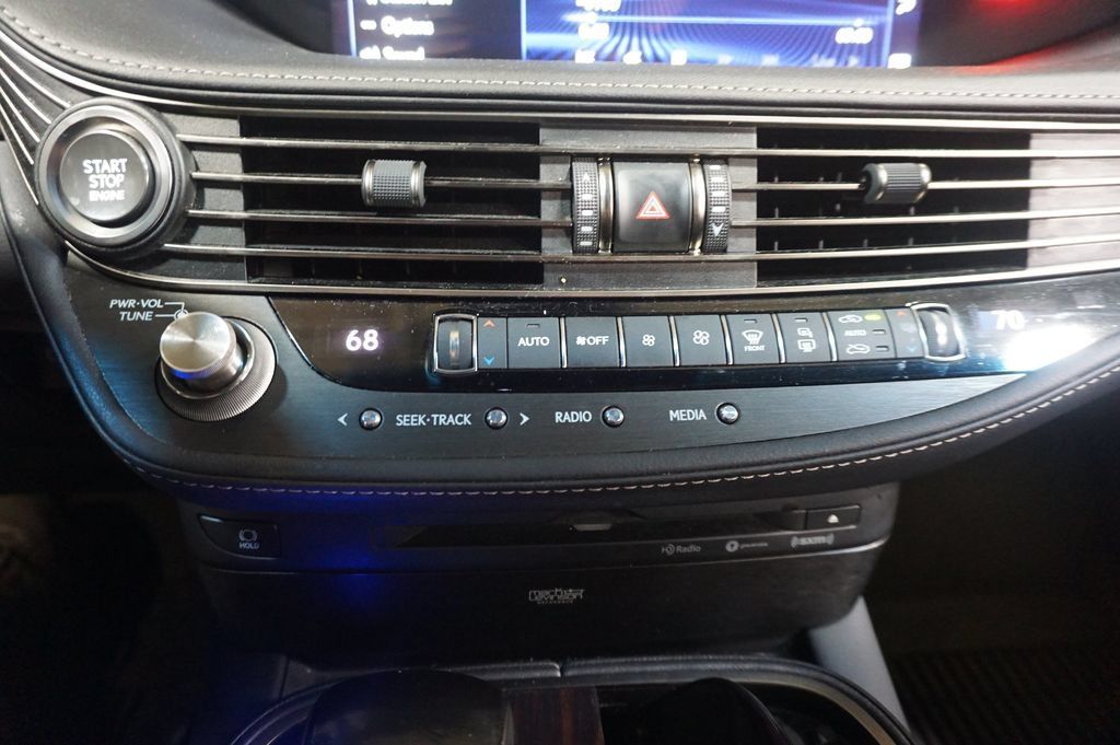 Used 2018 Lexus LS 500 AWD w/ Luxury Package image 14