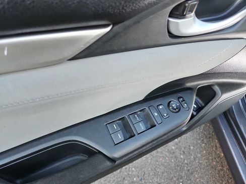 Used 2017 Honda Civic EX image 11